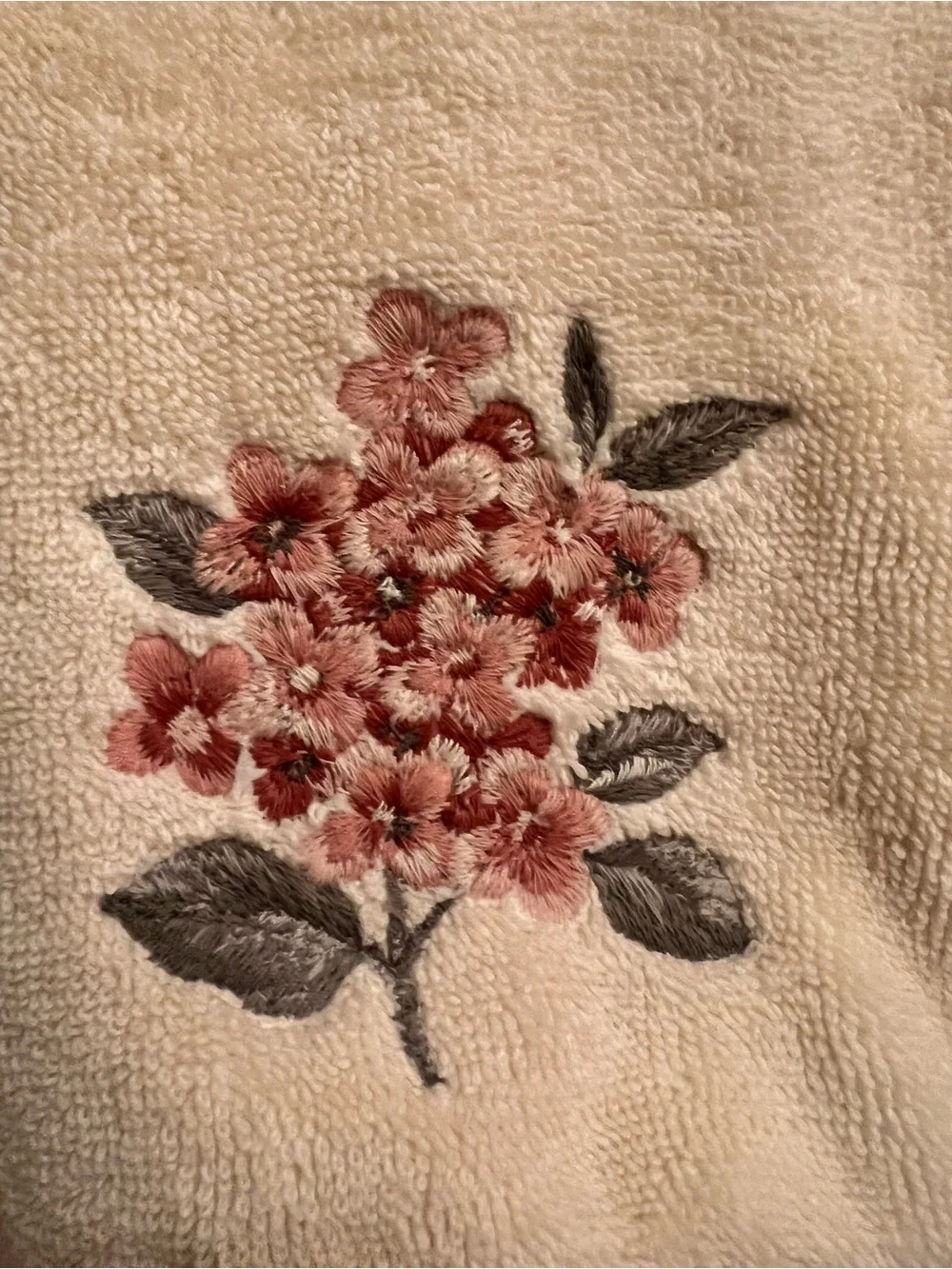 Ralph Lauren Cream Bath Towel Set with Pink Floral Embroidery